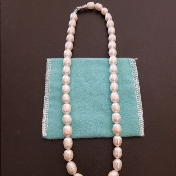 Authentic Pearl Necklace - Picture 1 of 5
